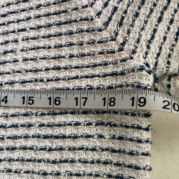Ann Taylor Textured Knit Sweater in Cream and Blue - Picture 5 of 6